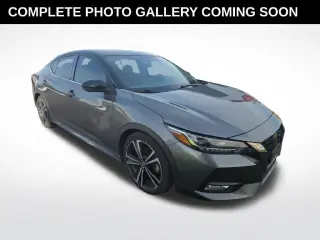 Nissan Sentra 2022 SR 4dr Sedán
