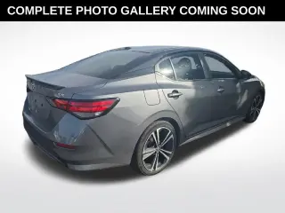 Nissan Sentra 2022 SR 4dr Sedán
