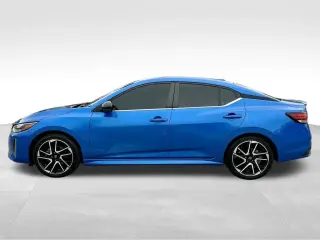 Nissan Sentra 2024 SR Sedán 4 puertas