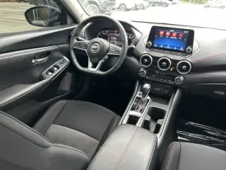 Nissan Sentra 2024 SR Sedán 4 puertas