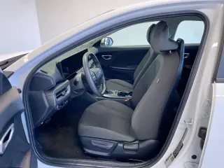 Kia K4 2026 LXS 4dr Sedán