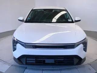 Kia K4 2026 LXS 4dr Sedán