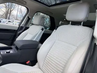 Land Rover Discovery 2025 AWD P300 S 4dr SUV