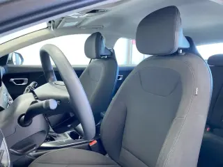 Kia K4 2026 LXS 4dr Sedán