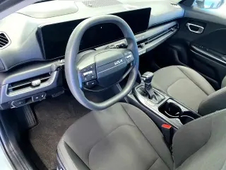 Kia K4 2026 LXS 4p Sedan