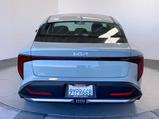 Kia K4 2026 LXS 4p Sedan