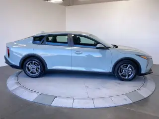 Kia K4 2026 LXS 4p Sedan