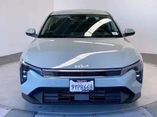 Kia K4 2026 LXS 4p Sedan