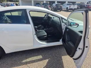 Kia Forte 2017 EX 4dr Sedán