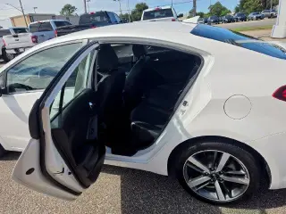 Kia Forte 2017 EX 4dr Sedán
