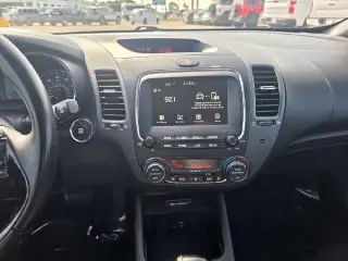 Kia Forte 2017 EX 4dr Sedán