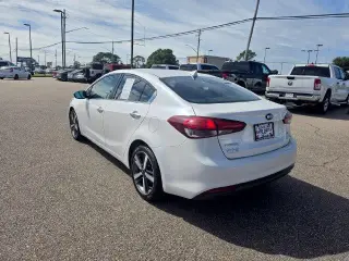 Kia Forte 2017 EX 4dr Sedán