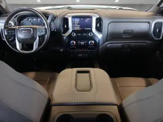GMC Sierra 1500 Limited 2022 4x4 SLT 4dr Crew Cab 5.8 ft. CB