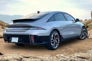 Hyundai IONIQ 6 2025 AWD SEL 4dr Sedán