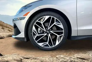 Hyundai IONIQ 6 2025 AWD SEL 4dr Sedán