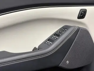 Ford Mustang Mach-E 2023 AWD Premium 4dr SUV