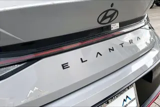 Hyundai ELANTRA N 2025 4dr Sedán 6M