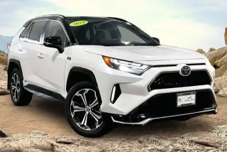 Toyota RAV4 Prime 2024 AWD XSE SUV de 4 puertas