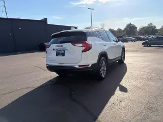GMC Terrain 2023 SLT 4dr SUV