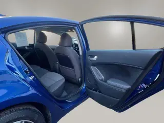 Kia Forte 2018 LX 4dr Sedán 6A