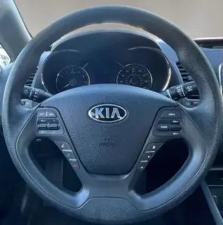 Kia Forte 2018 LX 4dr Sedán 6A