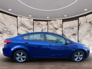 Kia Forte 2018 LX 4dr Sedán 6A