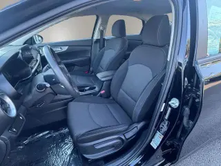 Forte Kia 2023 LXS sedán 4 puertas