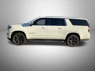Chevrolet Suburban 2023 4x4 LT 4dr SUV