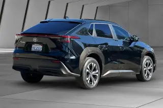 Toyota bZ4X 2024 XLE 4dr Crossover