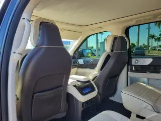 Lincoln Navigator 2024 4x4 Black Label 4dr SUV