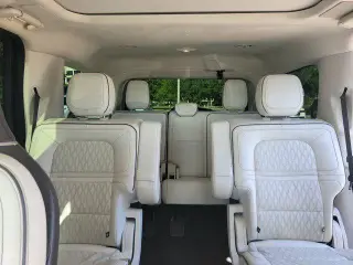 Lincoln Navigator 2024 4x4 Black Label 4dr SUV