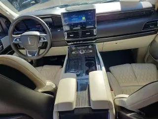 Lincoln Navigator 2024 4x4 Black Label 4dr SUV