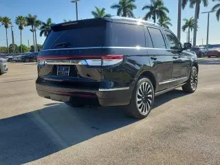 Lincoln Navigator 2024 4x4 Black Label 4dr SUV