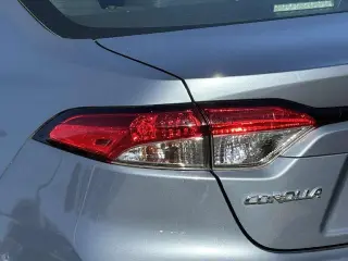 Toyota Corolla 2021 LE 4p Sedan