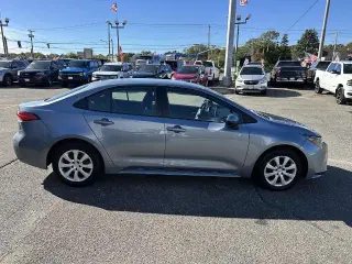 Toyota Corolla 2021 LE 4p Sedan
