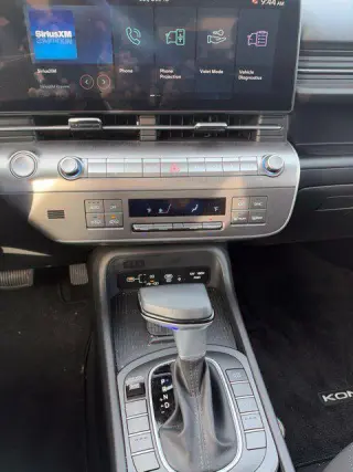 Hyundai KONA 2026 AWD SEL Sport SUV 4 puertas