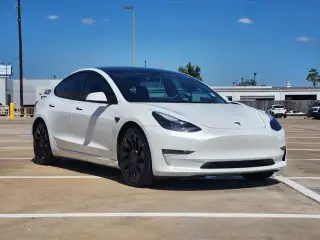 Tesla Model 3 2022 AWD Performance 4dr Sedán