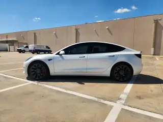 Tesla Model 3 2022 AWD Performance 4dr Sedán