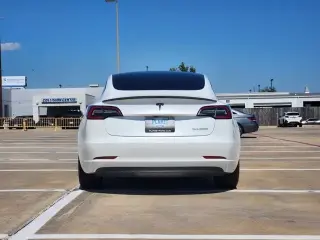 Tesla Model 3 2022 AWD Performance 4dr Sedán