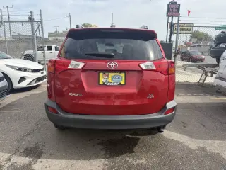 Toyota RAV4 del año 2015