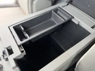 Nissan NV 2016