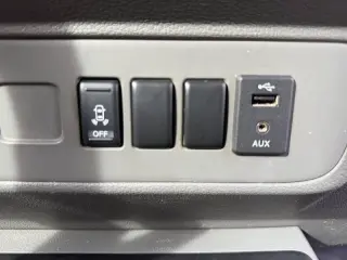 Nissan NV 2016