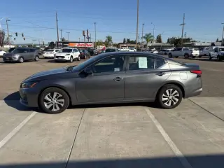 Nissan Altima del 2023