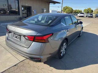 Nissan Altima del 2023