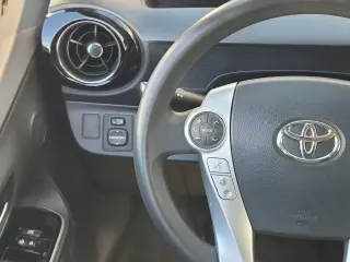 Toyota Prius c 2015 One 4dr Hatchback
