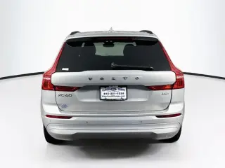 Volvo XC60 2022 B5 Momentum 4dr SUV