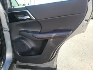 Mitsubishi Outlander PHEV 2023 AWD SE 4dr SUV