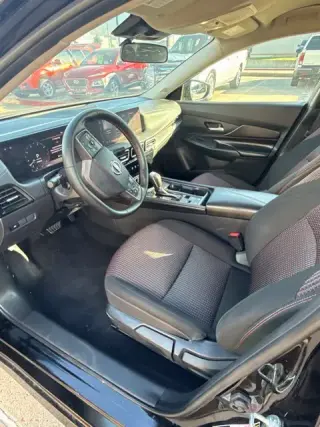 Nissan Sentra 2026 SR 4dr Sedán