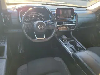 Nissan Pathfinder 2024 SV 4dr SUV