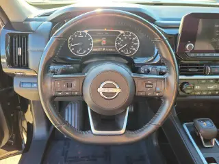 Nissan Pathfinder 2024 SV 4dr SUV